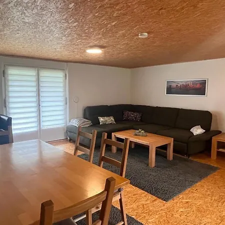 Ferienhaeuschen / Fam. Duen Apartment