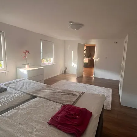 Ferienhaeuschen / Fam. Duen * Bad Wildungen